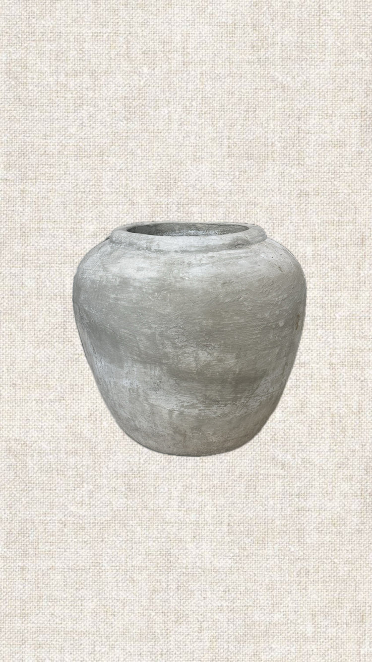 Madura Pot (Medium) IN07-127