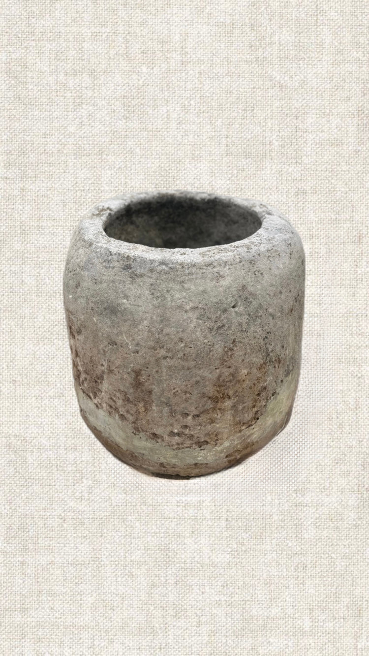 Round Limestone Trough 018