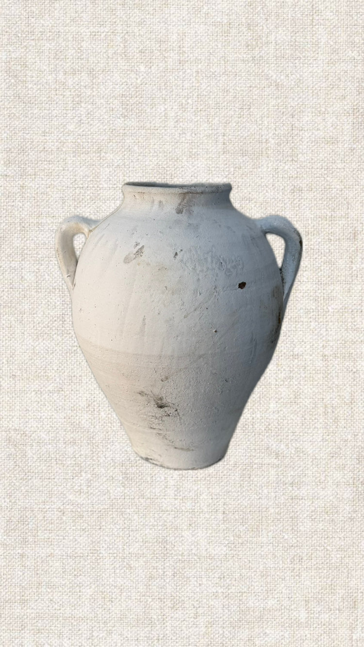 Whitewashed Hampton Pot T2-141