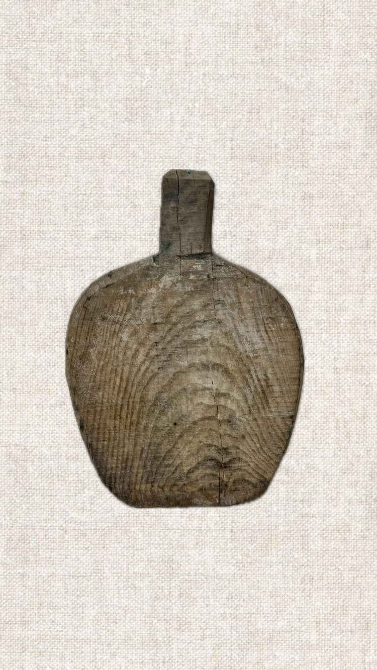 Vintage Bread Board T2-279