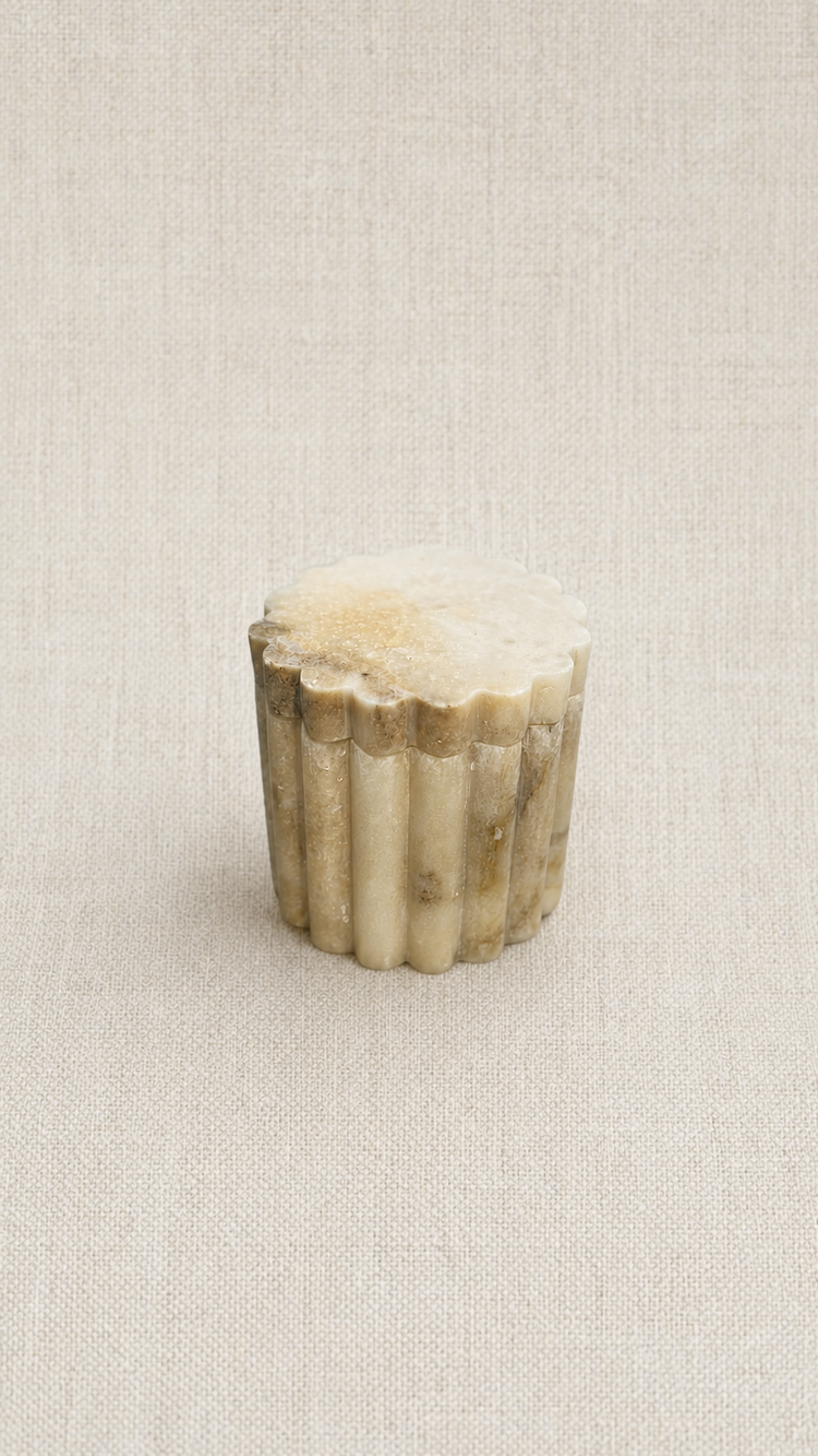 Courbe Onyx Lidded Jar IN06-69-2