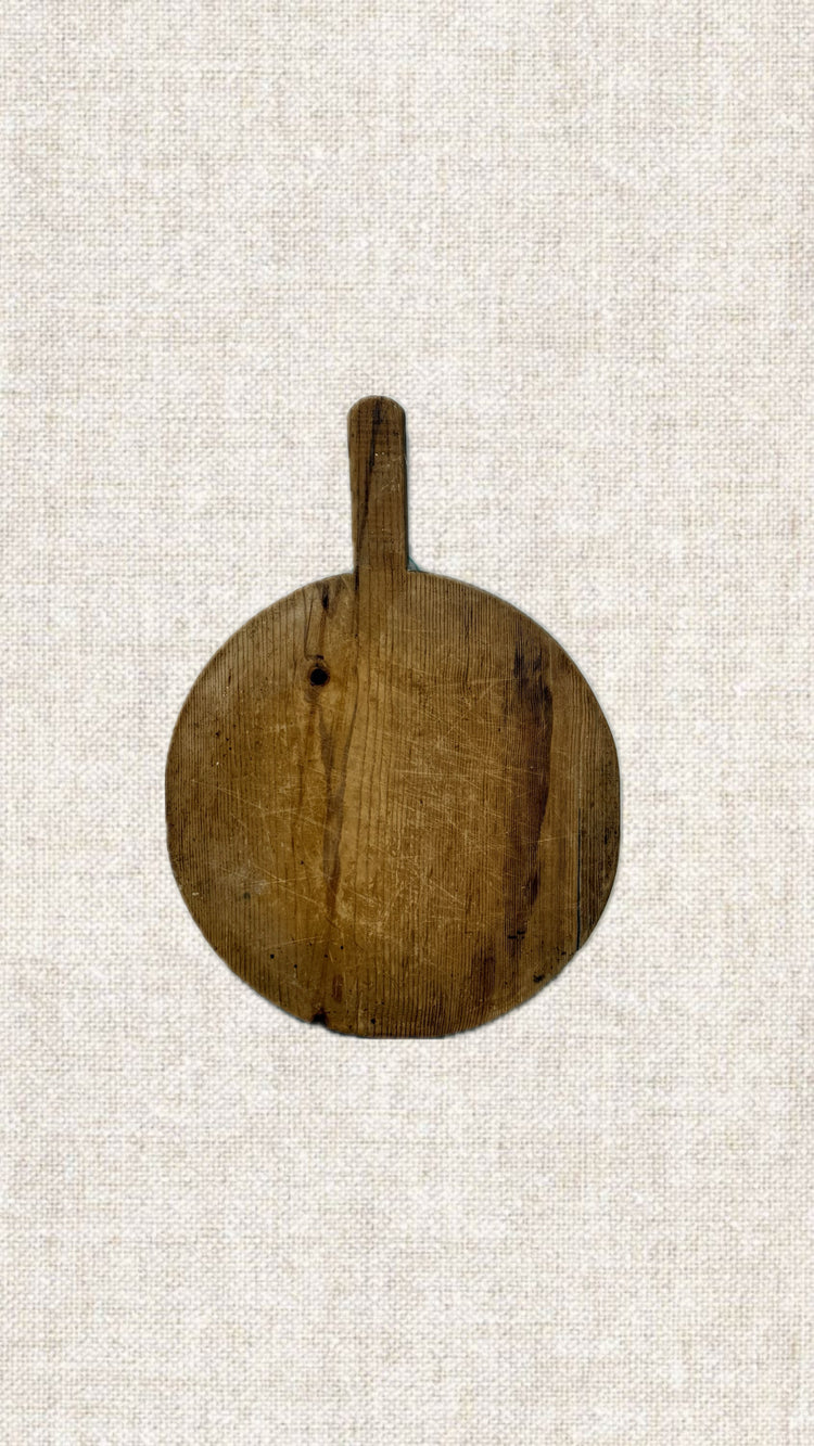 Vintage Bread Board T2-277