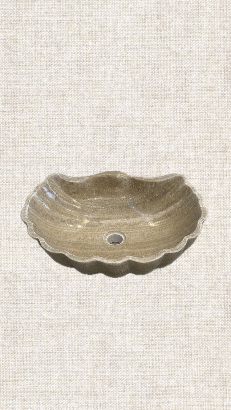 Scalloped Onyx Sink (Jērra exclusive) IN07-142