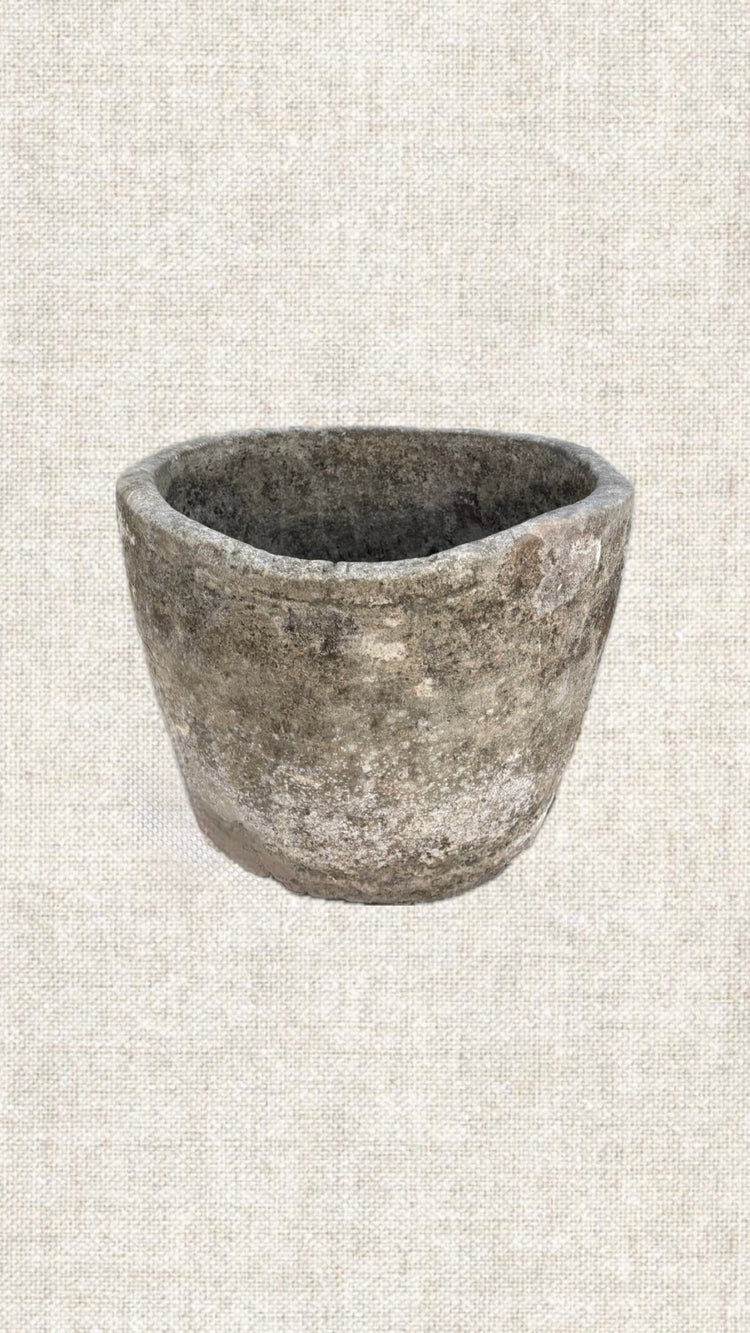 Round Limestone Trough 05-029