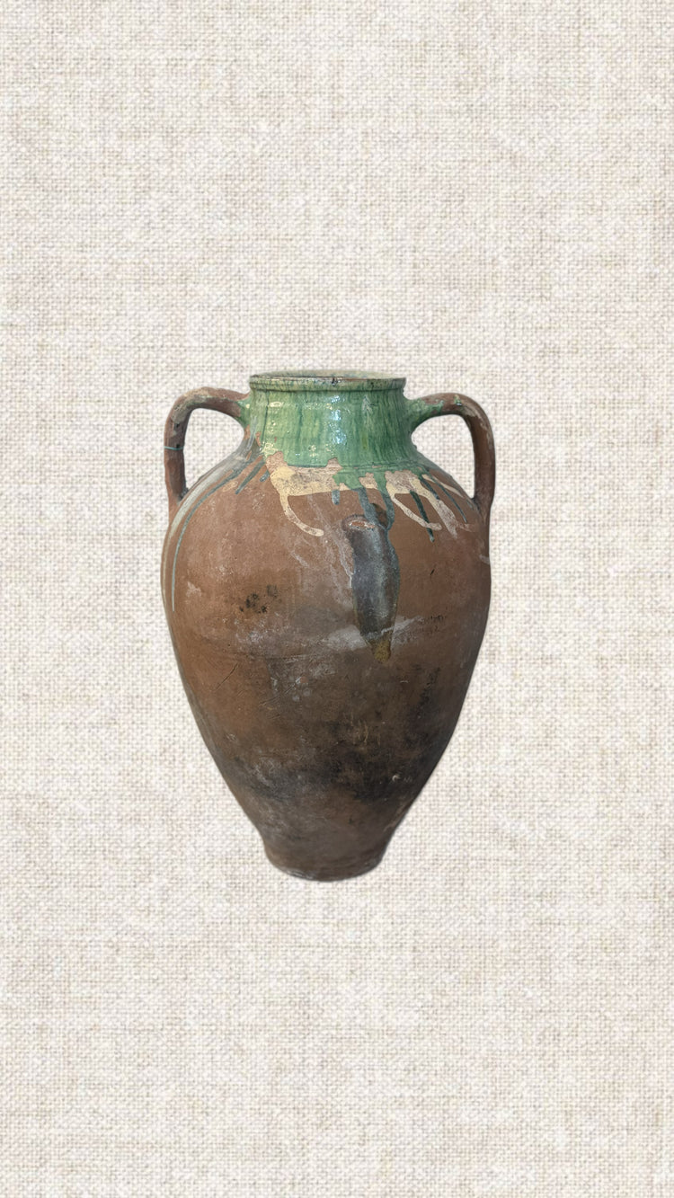 Two Handles Cottage Chic Pot T2-271