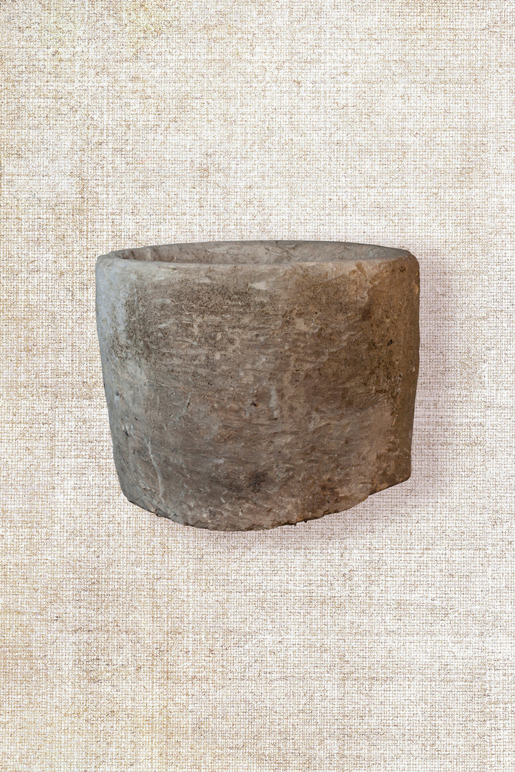 Round Trough 153