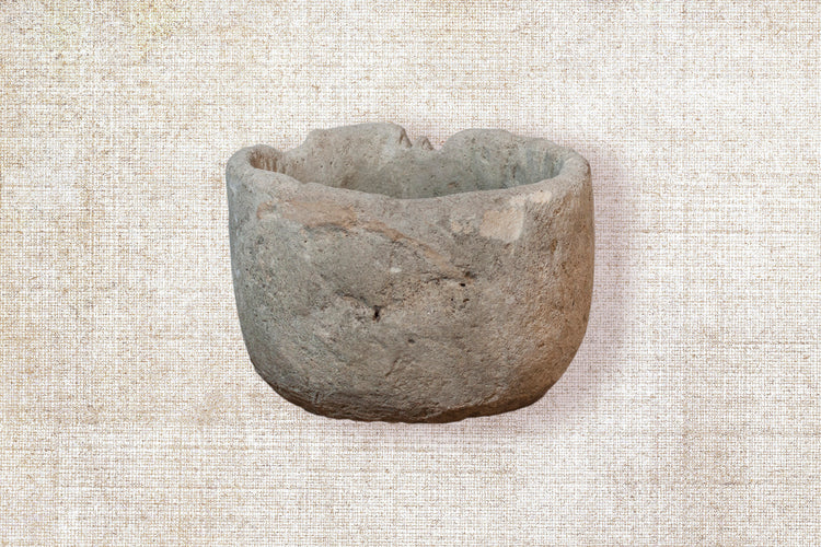 Limestone planter 228