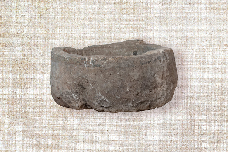 Limestone planter 155