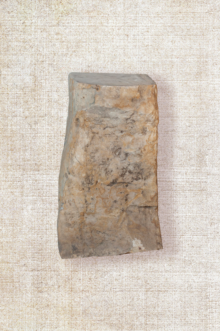 Limestone Pedestal (Jērra Exclusive) 191
