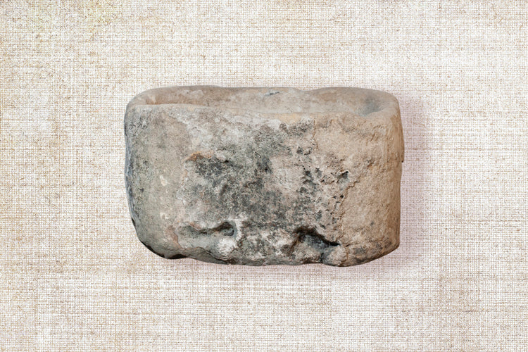 Limestone planter 162