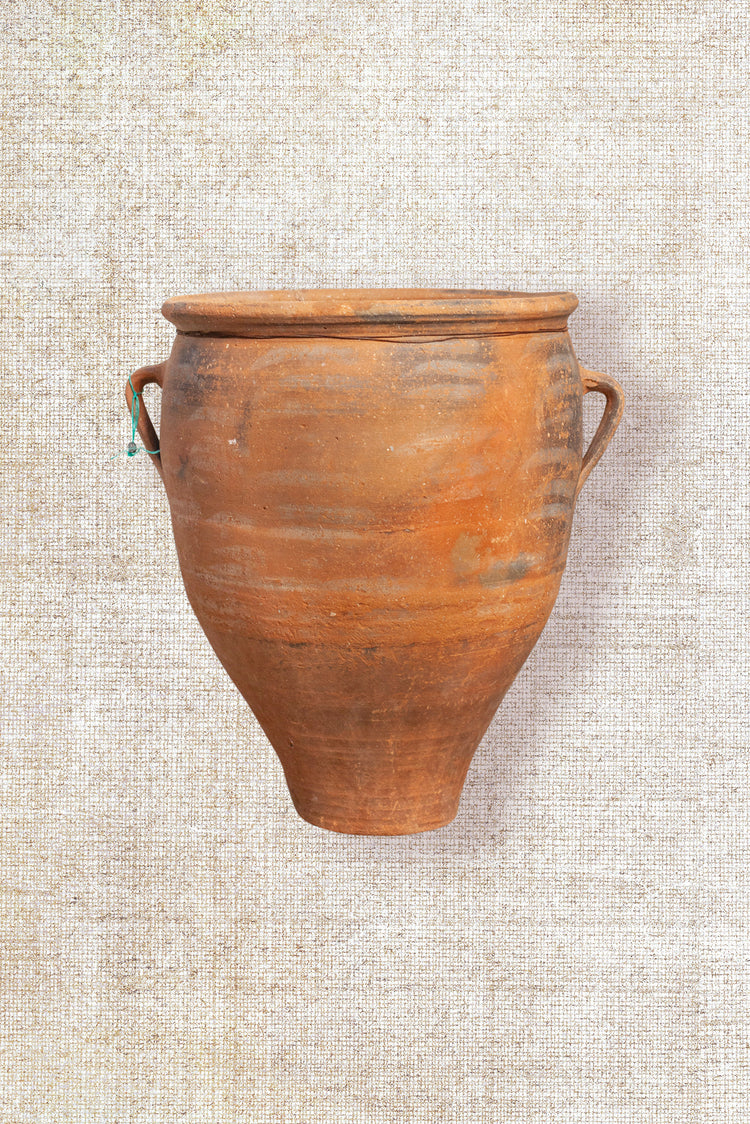 Daggar pot 4