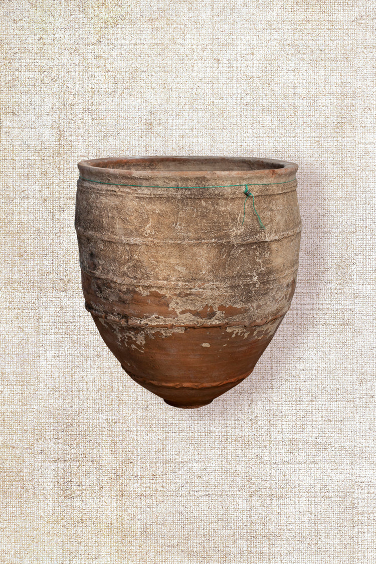 Daggar pot 6