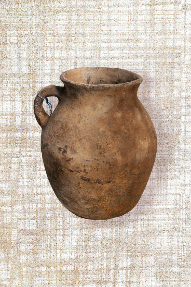 Olive vase  ( Rare find) 83