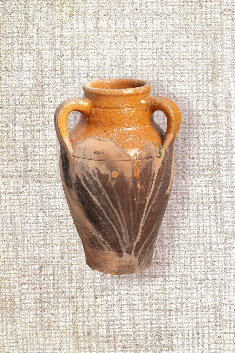 Three handles glazed vessel 128