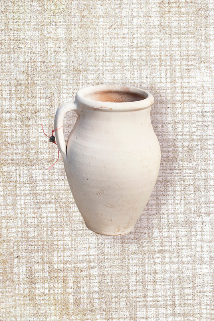 One handle white vase 121
